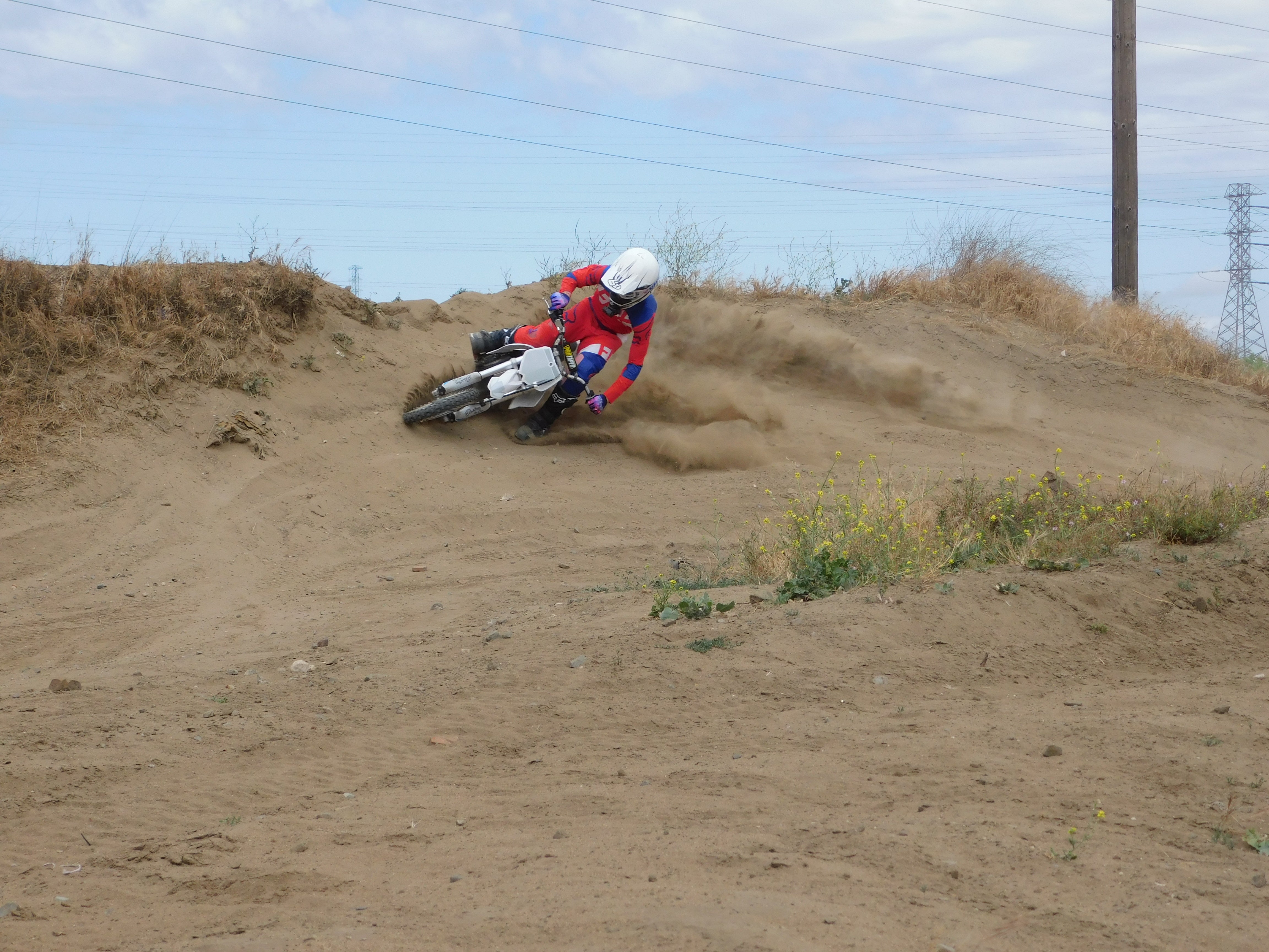 EMX14 Loves the Sand
