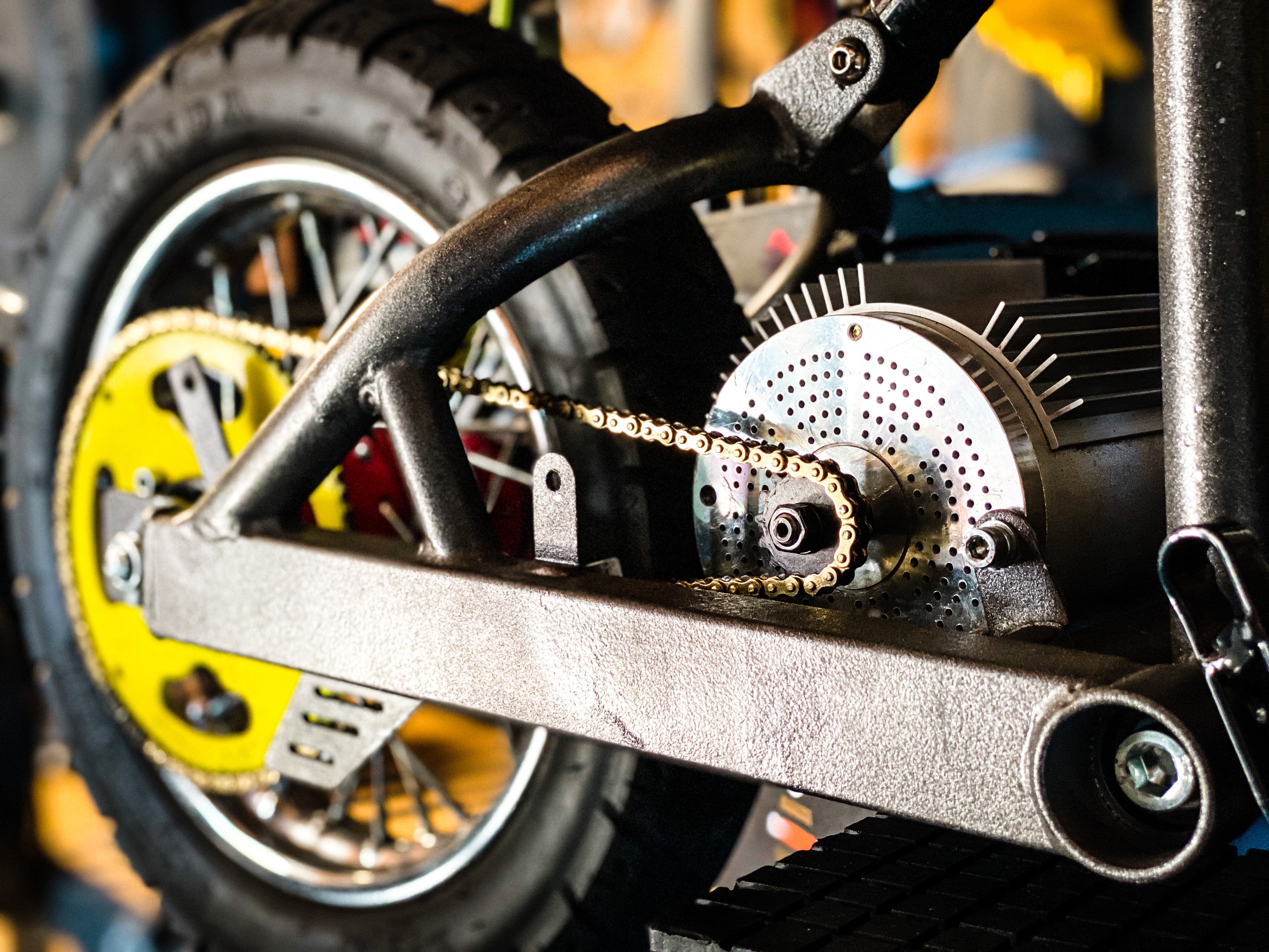 One sick Razor SX500, built by @_bolectric_