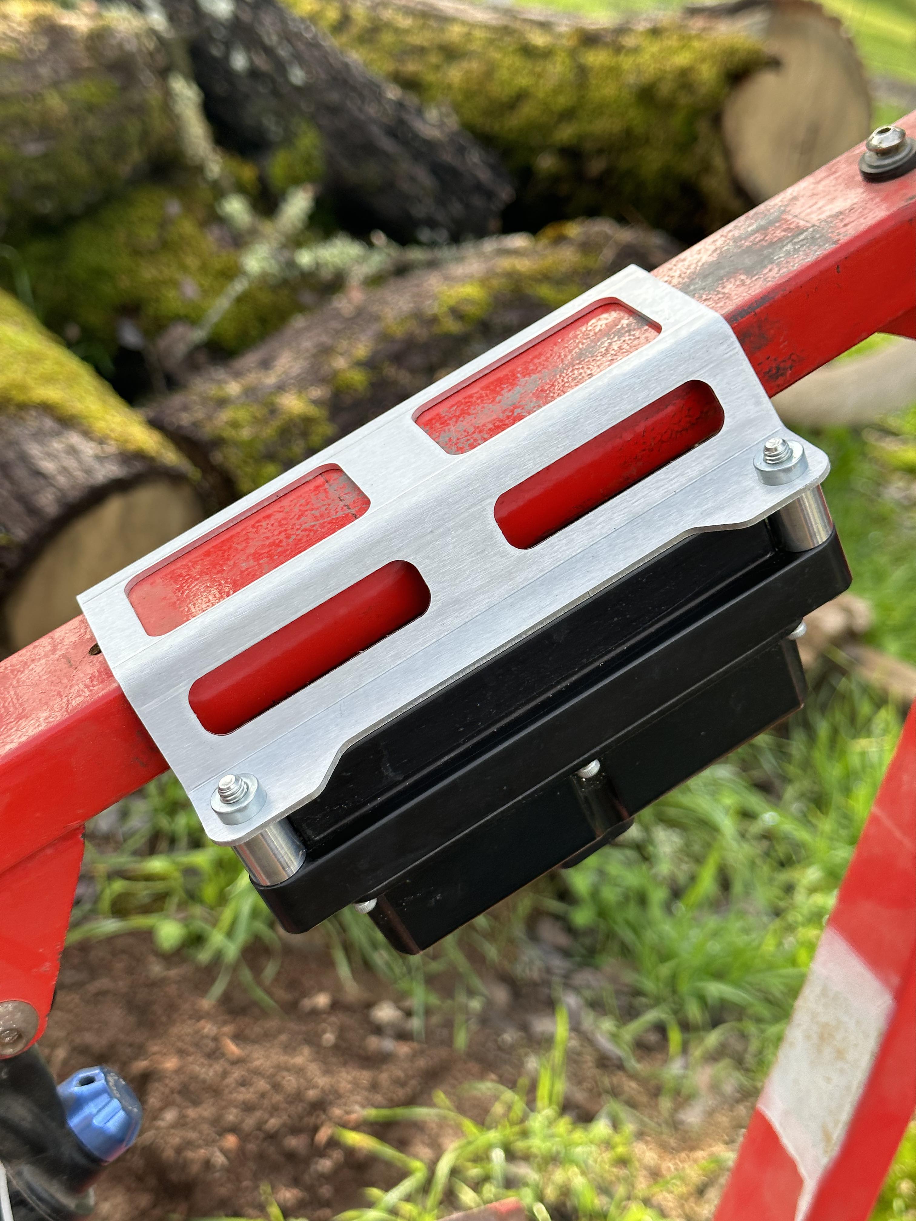 Razor Noisy Cricket Mount for MX/SX Bikes