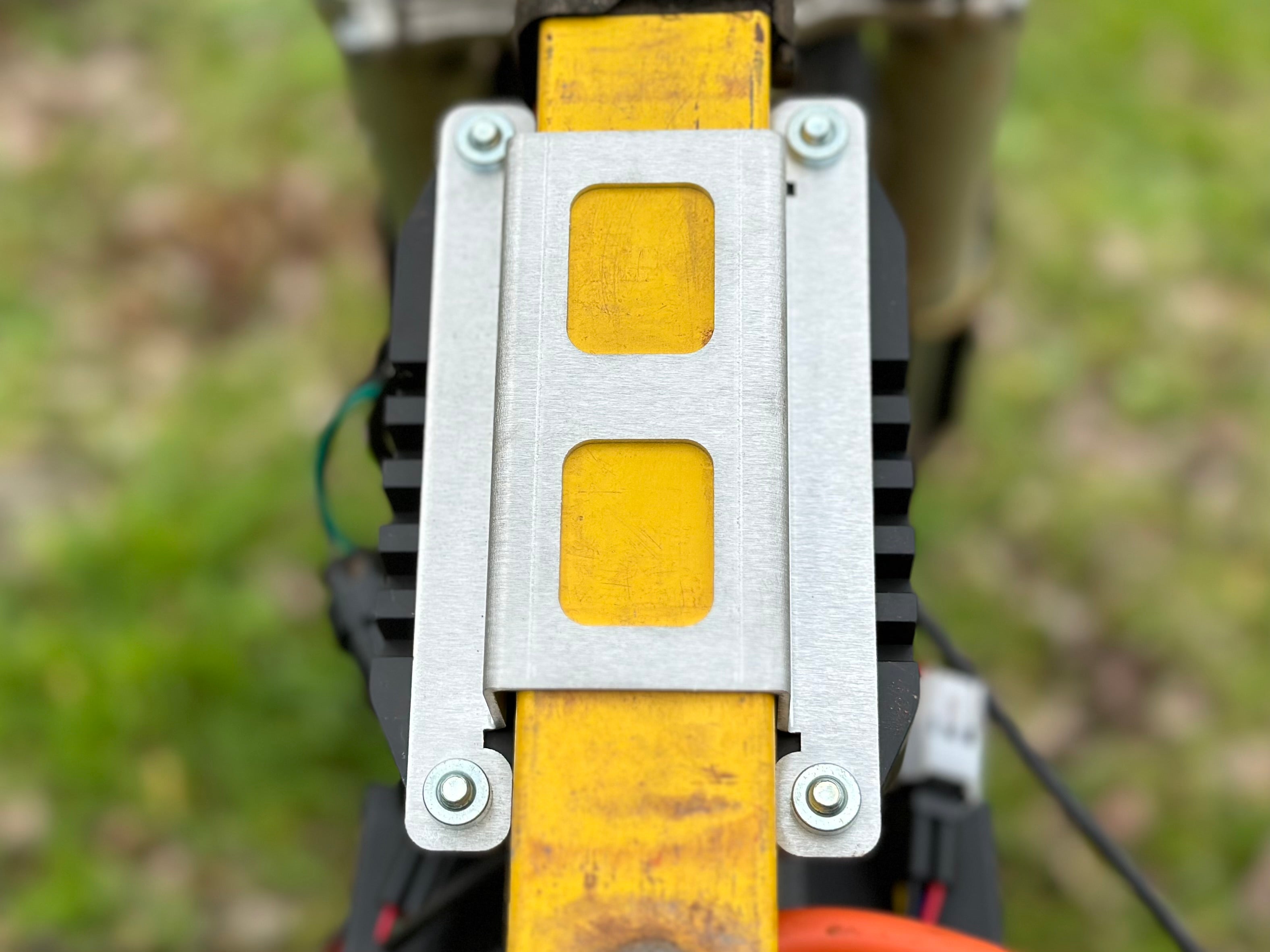 Razor Little Bit Mount for MX/SX Bikes